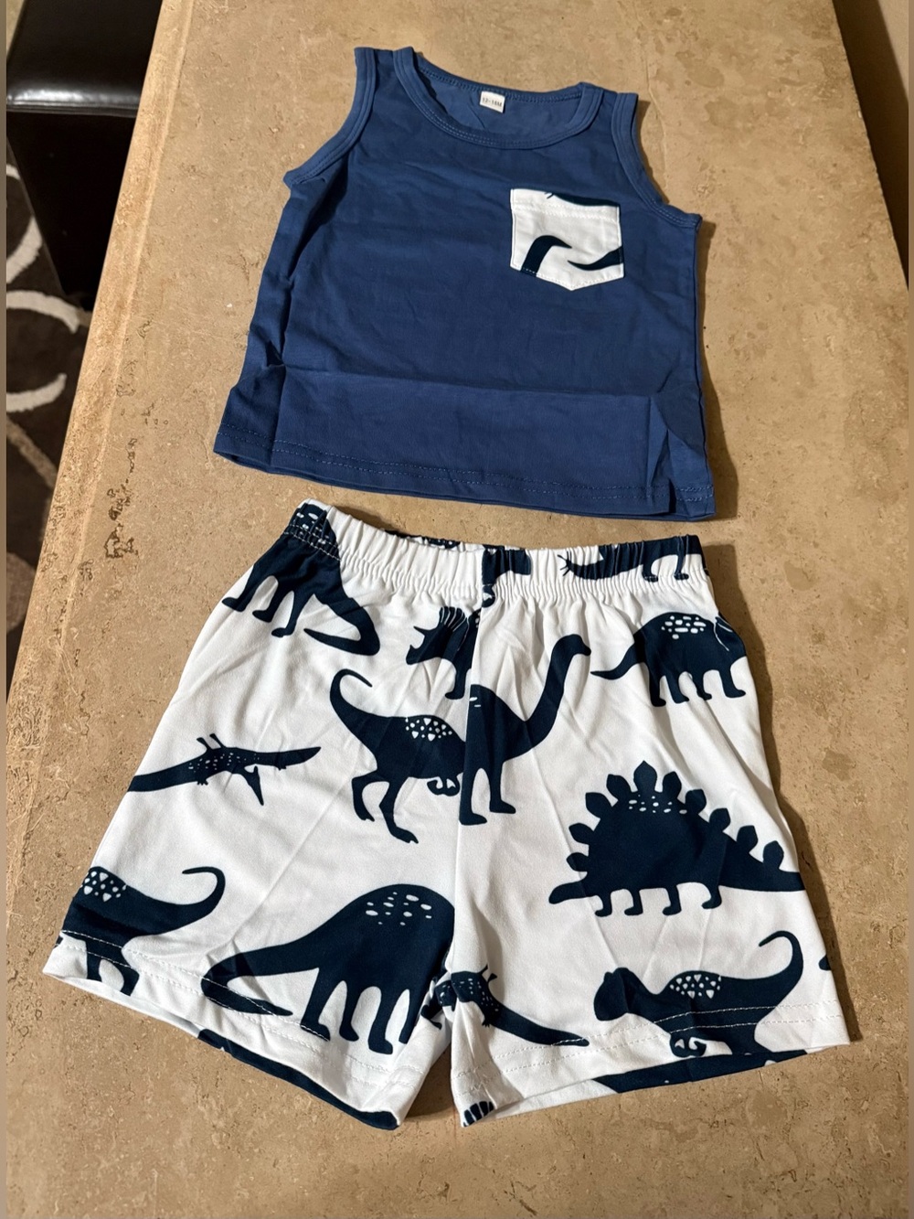 Boys Dinosaur Tank Top and Shorts Set Size (12-18M) (2-3Y)